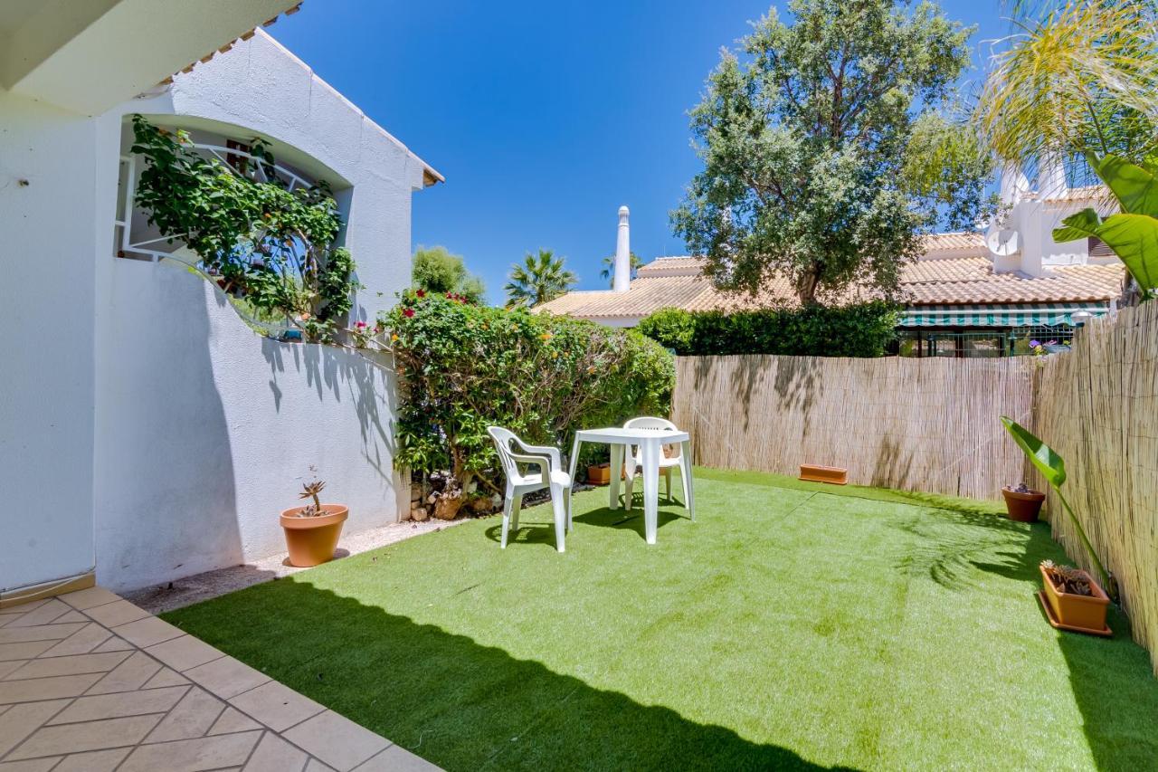 Small Villa 4Pax -Shared Pool @ Homesbyfc Albufeira Exterior foto